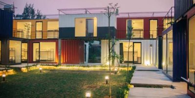Chết mê chết mệt với dãy hostel container đầy màu sắc tuyệt đẹp ven biển Đà Nẵng