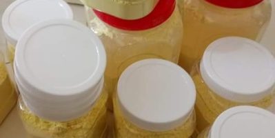 TINH BỘT NGHỆ VÀNG VÀ ĐEN , HÀNG NGUYÊN CHẤT TỪ NGHỆ AN GIÁ CỰC TỐT