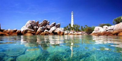 Lạc lối trên đảo cầu vồng xinh đẹp Belitung của Indonesia