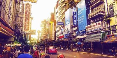 Phươt Thái Lan tục lệ té nước trong lễ hội SongKran