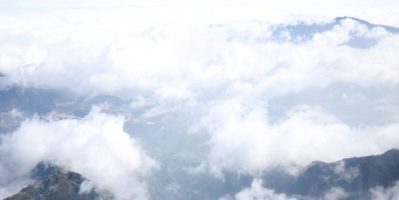 Đưa nhau đi trốn “đông” giữa trời sapa