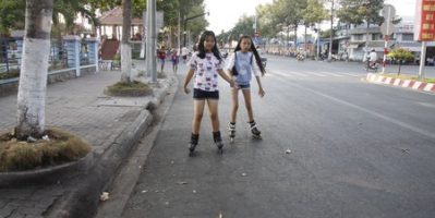 Lưu ý khi trượt patin ngoài lòng đường phố