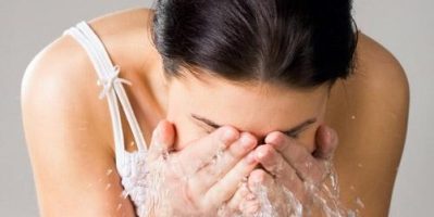 Chống lão hóa da ngay từ tuổi 25 bằng những thói quen đơn giản hằng ngày