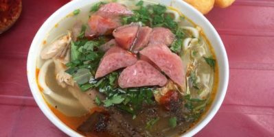 Review Ăn uống Đà Nẵng chỉ với 20k – Xe đi Hội AN chỉ với 35k