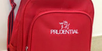 Nhận in logo lên balo, vali theo yêu cầu