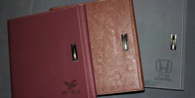 In logo và chữ lên sổ tay bìa da tốt nhất tại Hà Nội