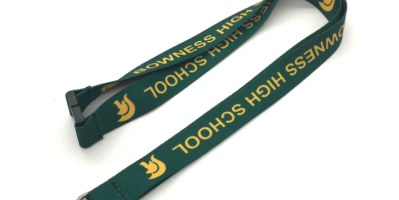 Xưởng in bộ nhận diện thương hiệu : dây đeo thẻ, bút bi, sổ tay, đồng phục