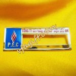 nhận làm biển tên cài áo,sản xuất thẻ tên nhân viên,bán bảng tên nhân viên spa,biển tên nhân viên