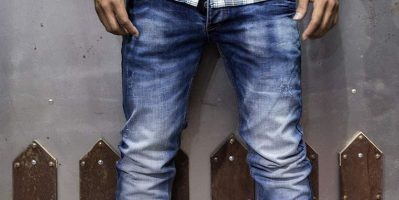 quần jean nam rách bạn nên tậu gấp để bước vào mùa hè siêu cấp bụi bặm