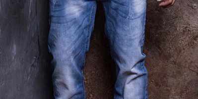 Nếu không muốn quần jean nam rách trở nên bạc phếch