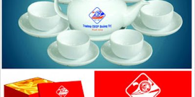 Sản phẩm in logo lên bộ ấm chén bát tràng – Món quà tết 2020 của doanh nghiệp