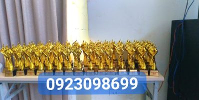 cửa hàng bán cúp sự kiện, nhận làm cúp spa, bán cúp thẩm mỹ, làm tượng oscar