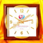 cung cấp đồng hồ tặng quảng cáo khuyến mãi,đồng hồ tặng nhân viên công ty,xưởng làm quà tặng