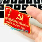 huy hiệu đảng,huy hiệu đại hội đảng,chi bộ cài áo, nhận làm huy hiệu hội đồng nhân dân