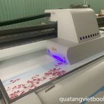 Xưởng in ấn trên mọi chất liệu Quà tặng Việt Book