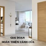 Hoàn thiện cánh cửa gỗ công nghiệp hoàn toàn tự động