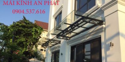 Giá kính cường lực năm 2021