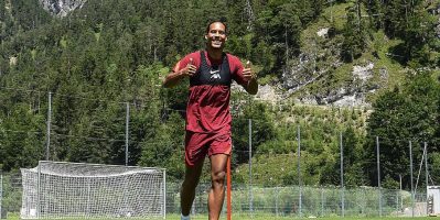 Van Dijk trông ‘thực sự tốt’ khi trở lại sau chấn thương – Klopp