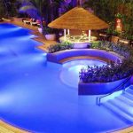 Đèn bể bơi: Biến hồ bơi lung linh huyền ảo