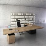 Những chất liệu cao cấp trong thiết kế bàn trưởng phòng hiện đại