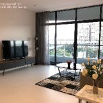 Căn hộ thu hút với phong cách tối giản