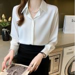 Mẫu áo sơ mi cổ đức đẹp nhất 2024