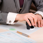 Trường hợp nào hợp đồng chuyển nhượng nhà đất không công chứng vẫn được công nhận?