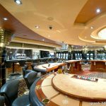 Các hoạt động giải trí trong  tour Du Thuyền: từ Casino đến Spa