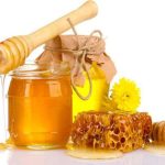 Mật ong và trứng gà xóa nếp nhăn