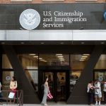 Cảnh báo quy định mới của Mỹ về lưu trú có thể bị phạt đến 998 USD/ngày