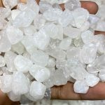 Thạch Anh Trắng Hợp Mệnh Gì? Ý Nghĩa Và Công Dụng Phong Thủy