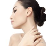 Bật mí cách xóa nếp nhăn ở cổ hiệu quả nhất