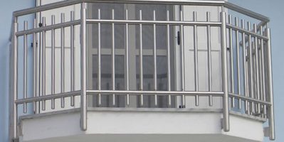 Lan can inox là gì? Ưu nhược điểm & ứng dụng thực tế