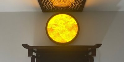 Bàn Thờ Treo Tường Cho Không Gian Thờ Cúng Hiện Đại