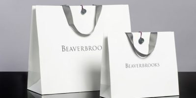 Lựa chọn kích thước in túi giấy cho thời trang phù hợp với từng sản phẩm