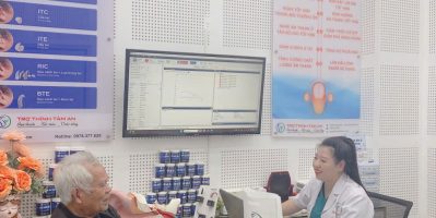 Tôi có ông bạn đeo máy trợ thính tại Trợ Thính Tâm An Thái Bình