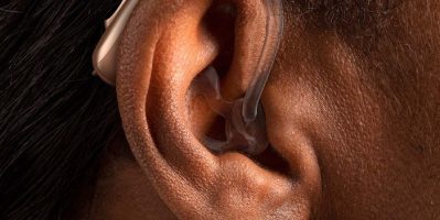 Nghe rõ hơn nhờ TRỢ THÍNH tự động giảm tiếng ồn