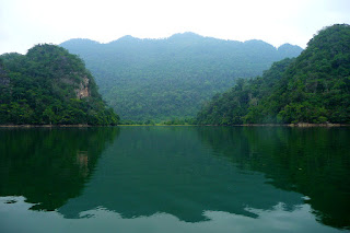 Mua tour du lịch hè Ba Bể – Thác Bản Giốc trải nghiệm khó quên