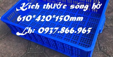 Sọt nhựa chứa rau củ ở cửa hàng tiện ích, sóng nhựa rỗng, sọt cao 15 tại Long Biên