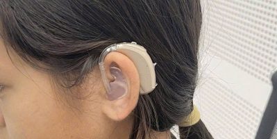 MÁY TRỢ THÍNH – CHUẨN BỊ HÀNH TRANG ĐỂ CON TỰ TIN ĐẾN TRƯỜNG
